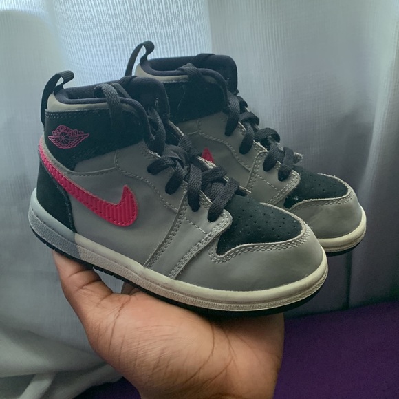 Kid's Air Jordan 1 Retro Deadly Pink' Used Sz 8c - Picture 5 of 5